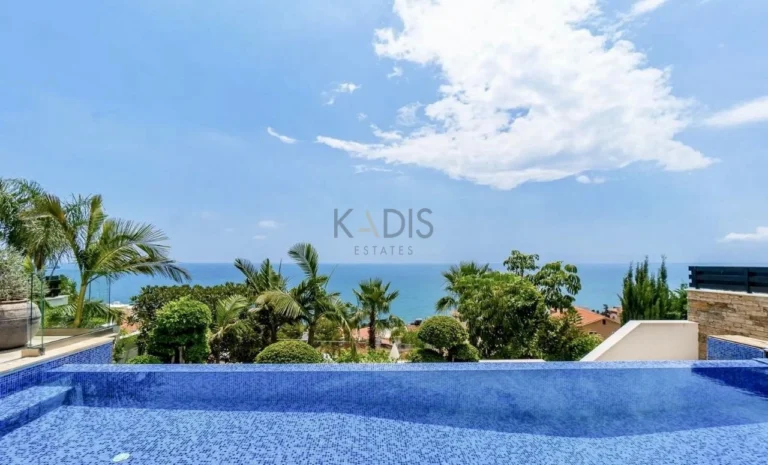 5 Bedroom House for Rent in Agios Tychonas, Limassol District