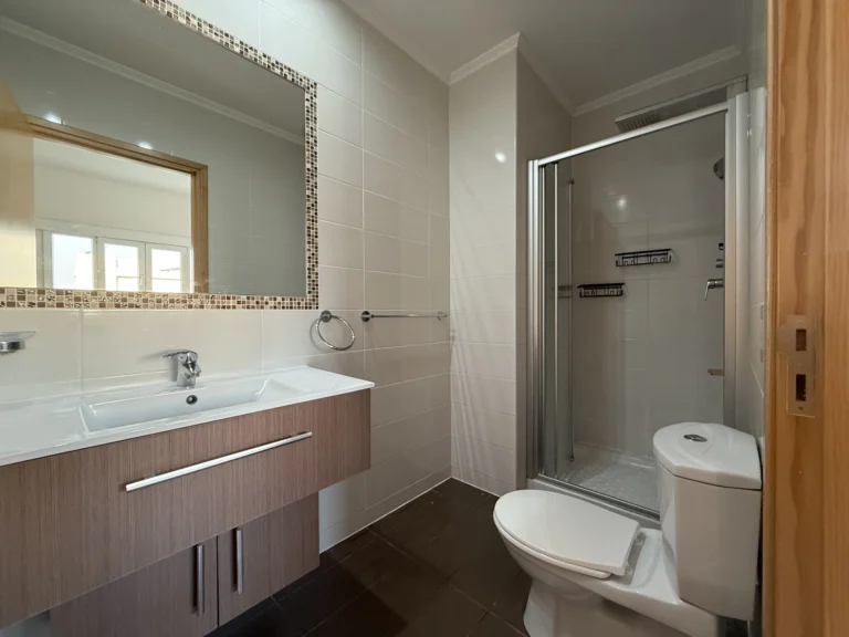 5 Bedroom House for Rent in Agios Tychonas, Limassol District