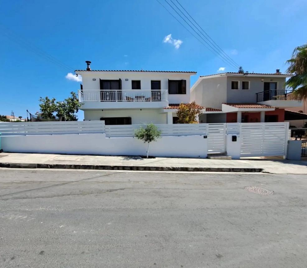 5 Bedroom House for Sale in Konia, Paphos District