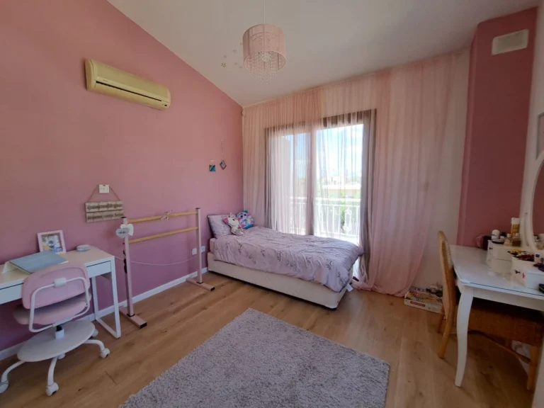 5 Bedroom House for Sale in Konia, Paphos District