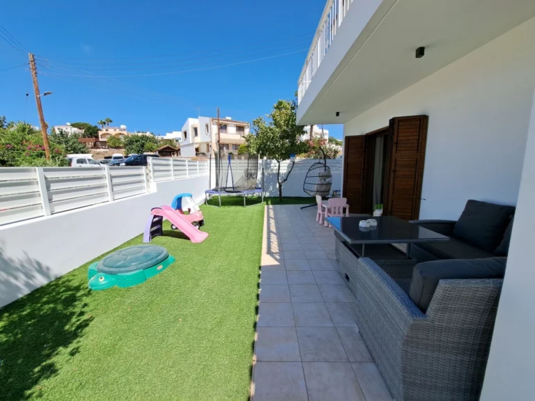 5 Bedroom House for Sale in Konia, Paphos District