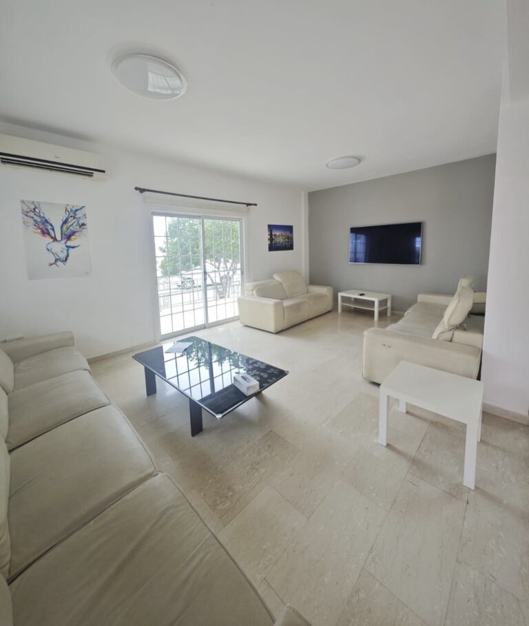 4 Bedroom House for Rent in Larnaca – Agii Anargyri