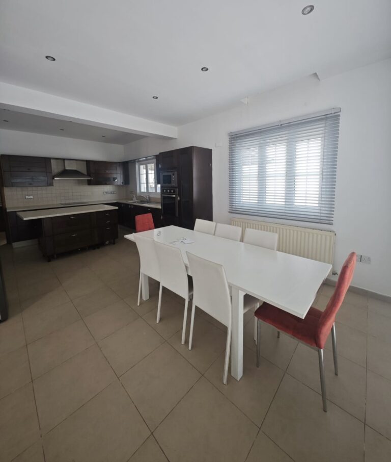 4 Bedroom House for Sale in Larnaca – Agii Anargyri