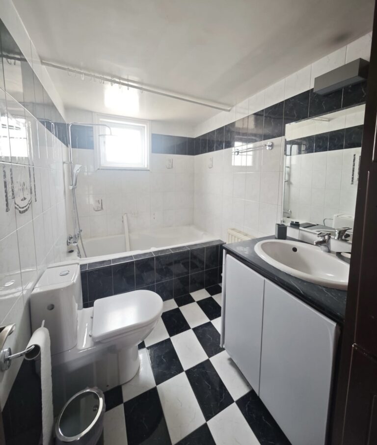 4 Bedroom House for Rent in Larnaca – Agii Anargyri