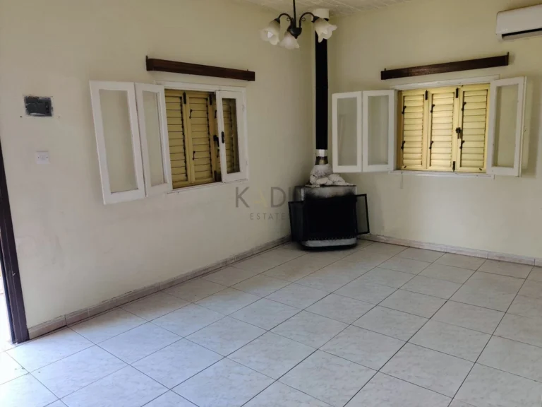 2 Bedroom House for Sale in Latsia, Nicosia District