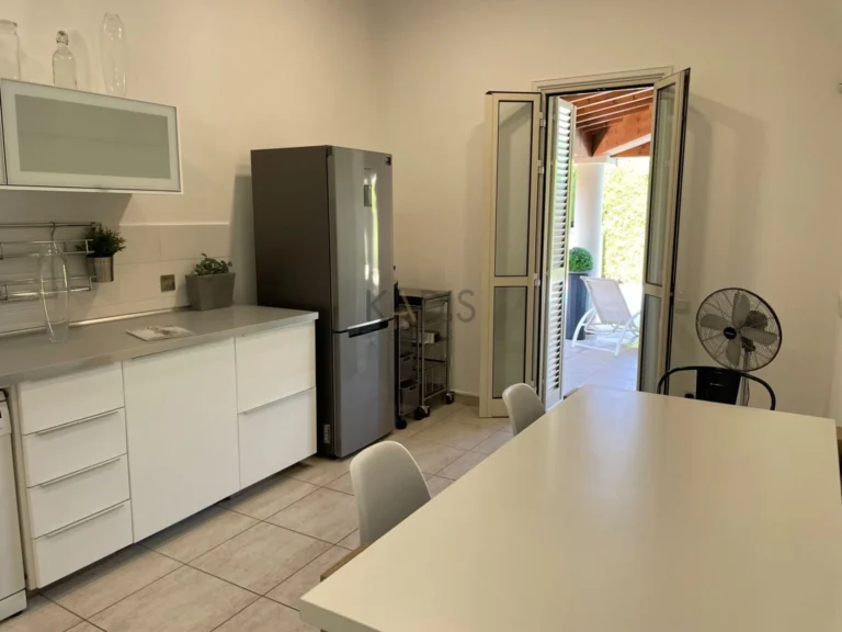 4 Bedroom House for Rent in Latsia, Nicosia District