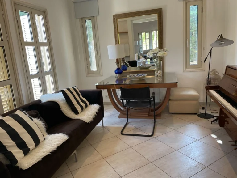 4 Bedroom House for Rent in Latsia, Nicosia District