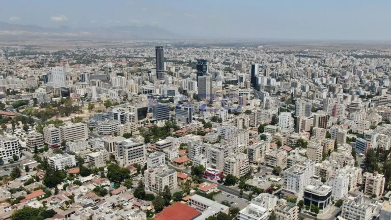 710m² Office for Sale in Agioi Omologites, Nicosia District