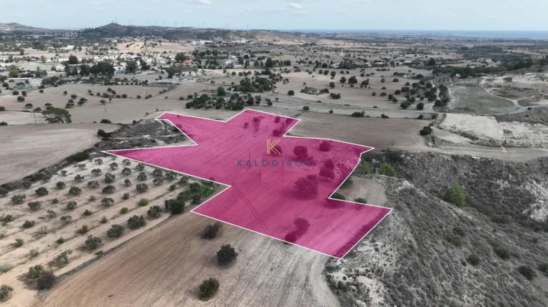 14,716m² Plot for Sale in Anglisides, Larnaca District