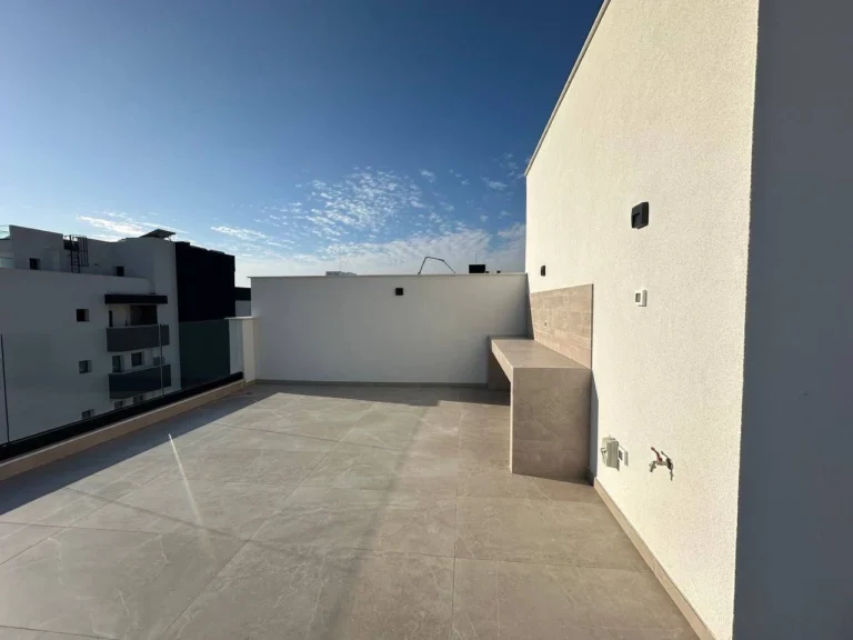 5 Bedroom Apartment for Sale in Limassol – Agios Athanasios