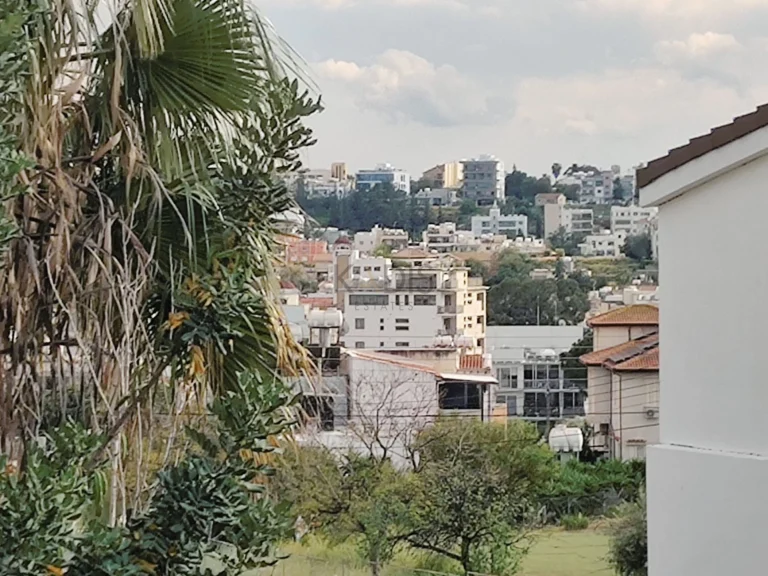 330m² House for Sale in Aglantzia, Nicosia District