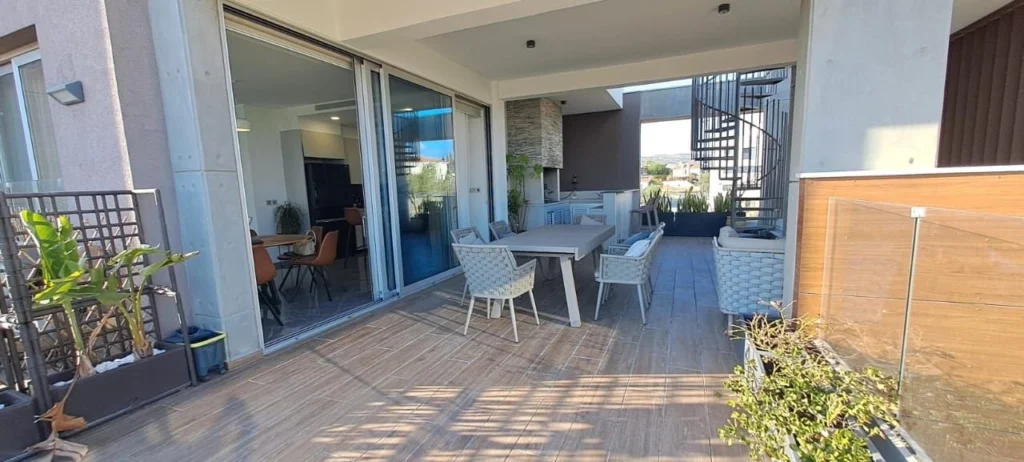 3 Bedroom Apartment for Sale in Limassol – Agios Athanasios