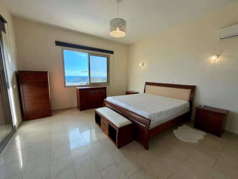 4 Bedroom House for Rent in Parekklisia, Limassol District