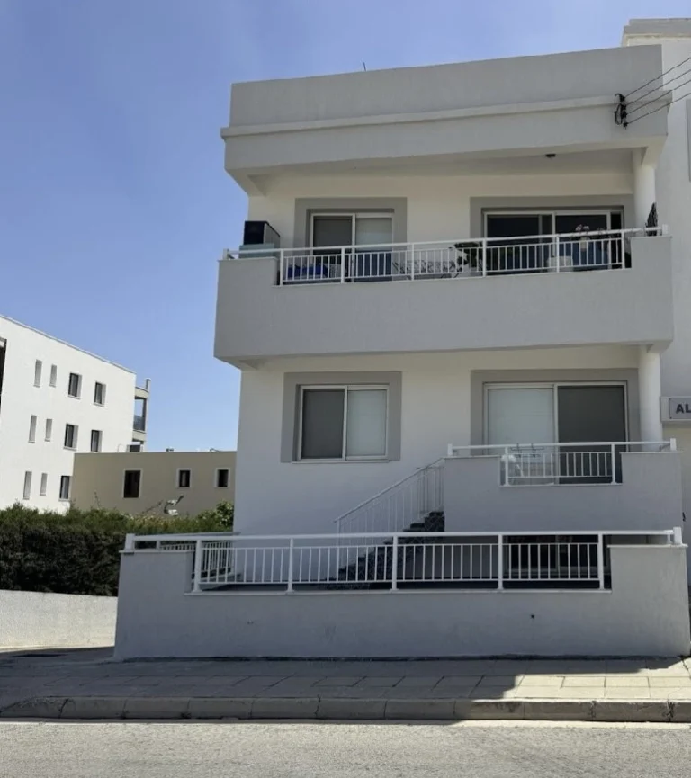 2 Bedroom Apartment for Sale in Geroskipou, Paphos District
