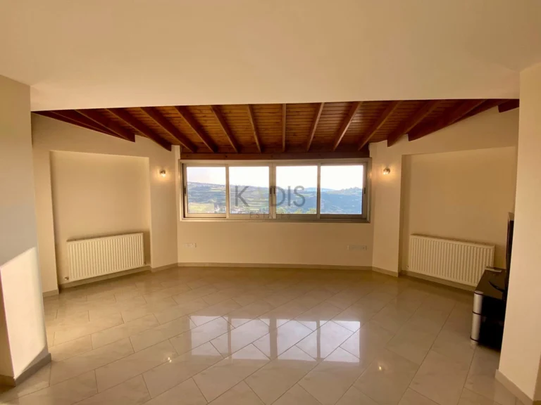 4 Bedroom House for Rent in Parekklisia, Limassol District