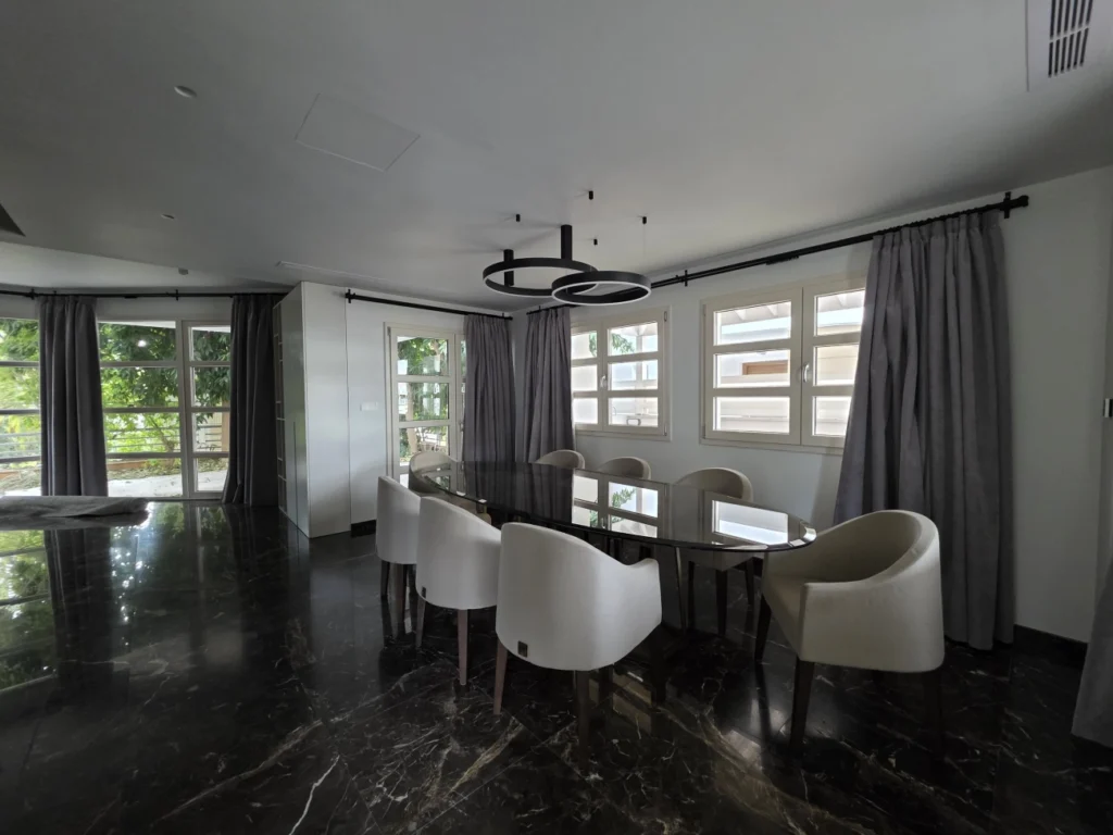 5 Bedroom House for Sale in Parekklisia, Limassol District