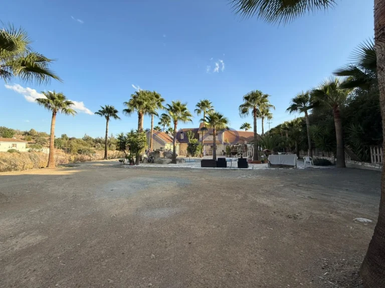 320m² House for Sale in Pyrgos Lemesou, Limassol District