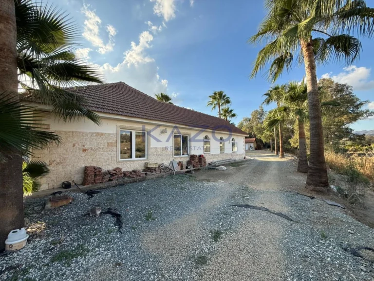 320m² House for Sale in Pyrgos Lemesou, Limassol District