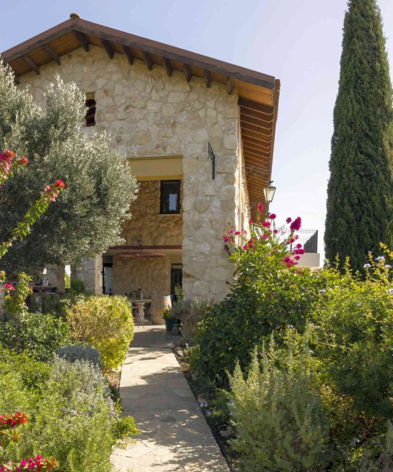 5 Bedroom House for Sale in Parekklisia, Limassol District