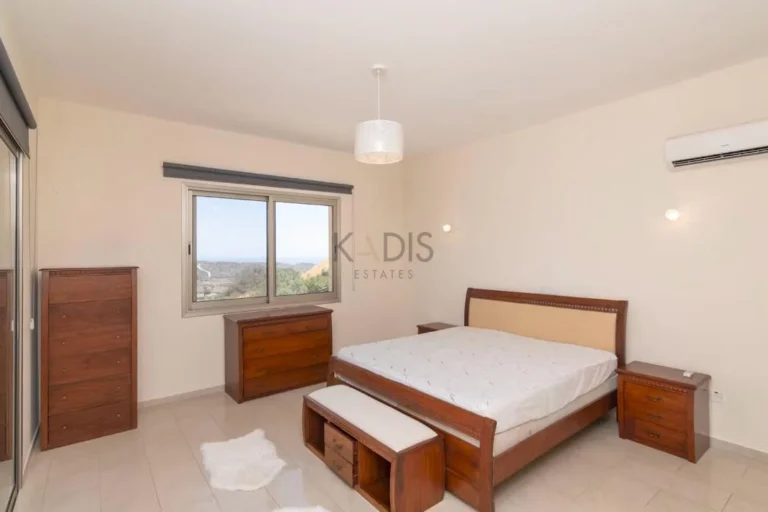 4 Bedroom House for Sale in Parekklisia, Limassol District