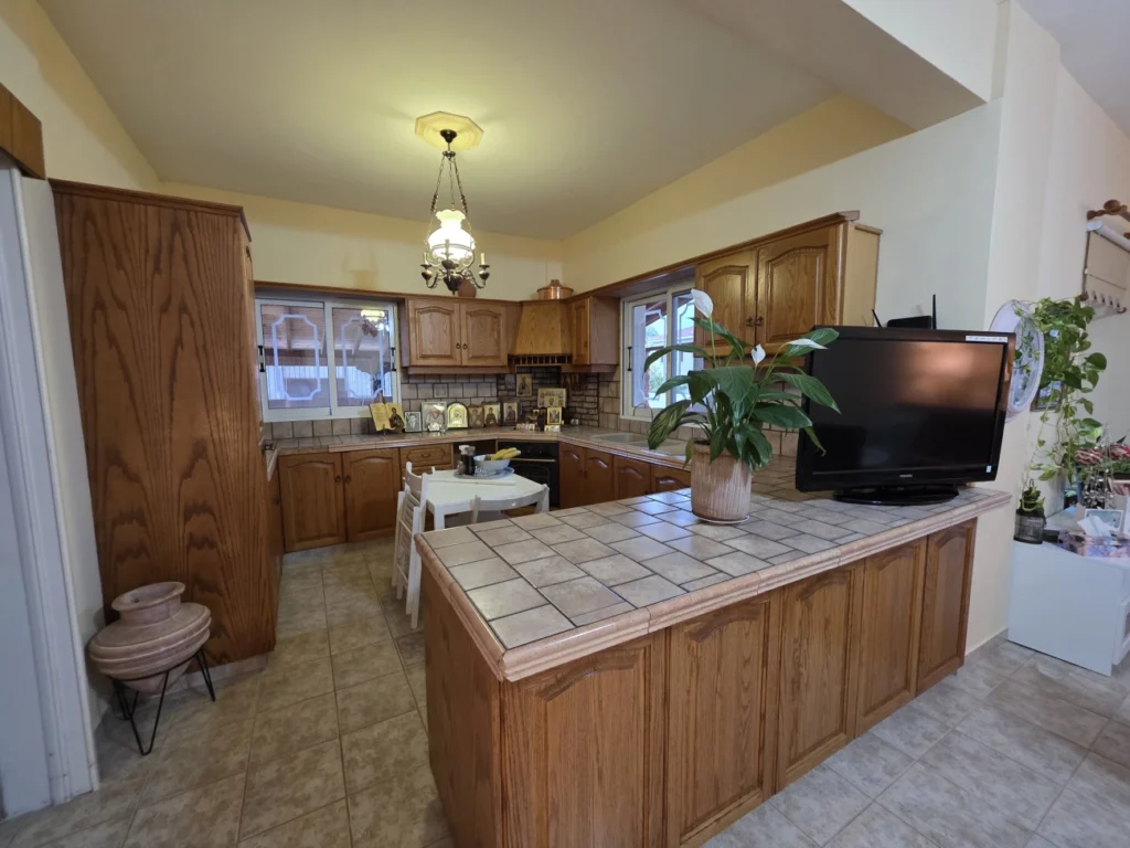 5 Bedroom House for Sale in Tersefanou, Larnaca District