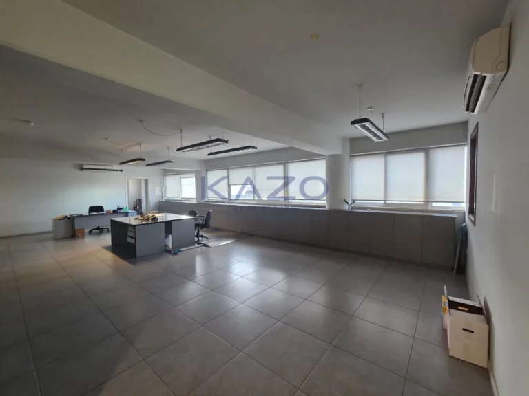 Офис 500 м² в аренду в районе Лимассола