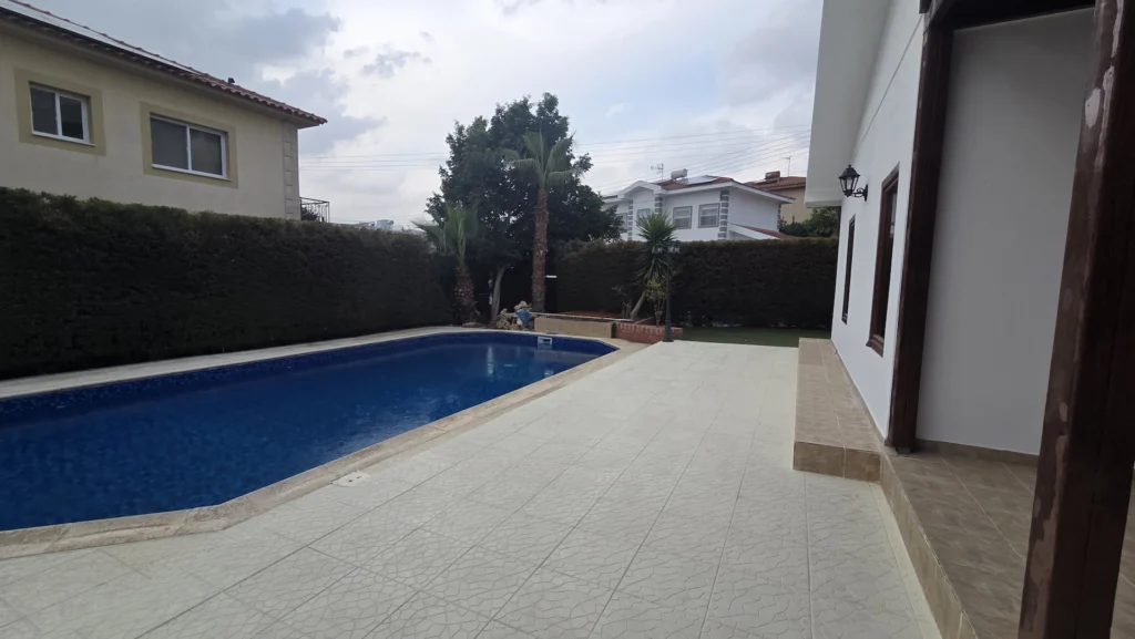 370m² House for Rent in Limassol – Agios Athanasios