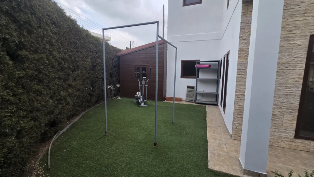 370m² House for Rent in Limassol – Agios Athanasios