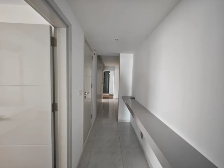 3 Bedroom Apartment for Rent in Germasogeia – Tourist Area, Limassol District