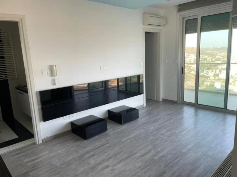 5 Bedroom House for Sale in Limassol – Mesa Geitonia