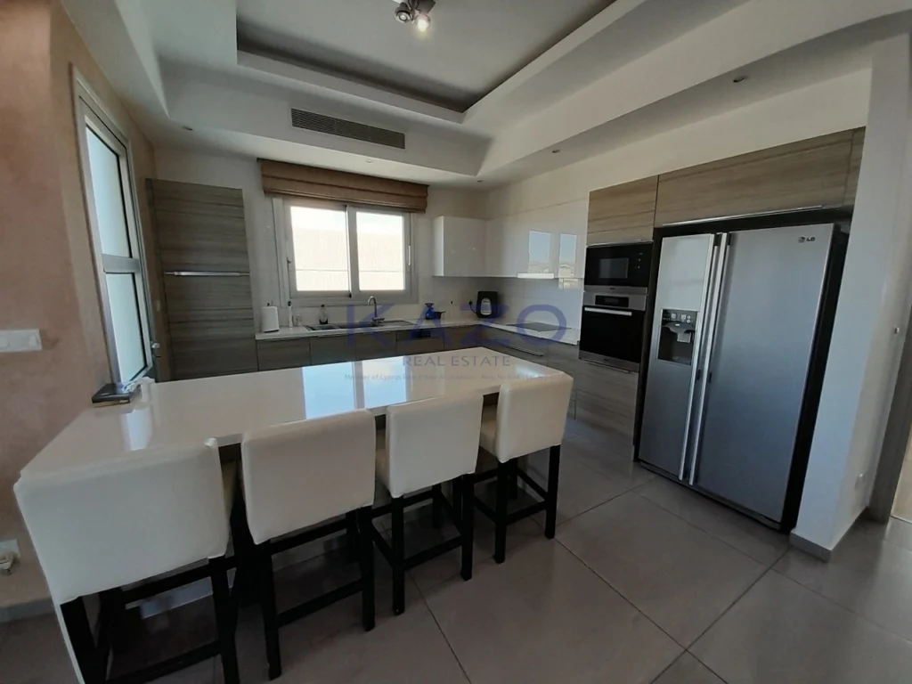 4 Bedroom Apartment for Sale in Limassol District