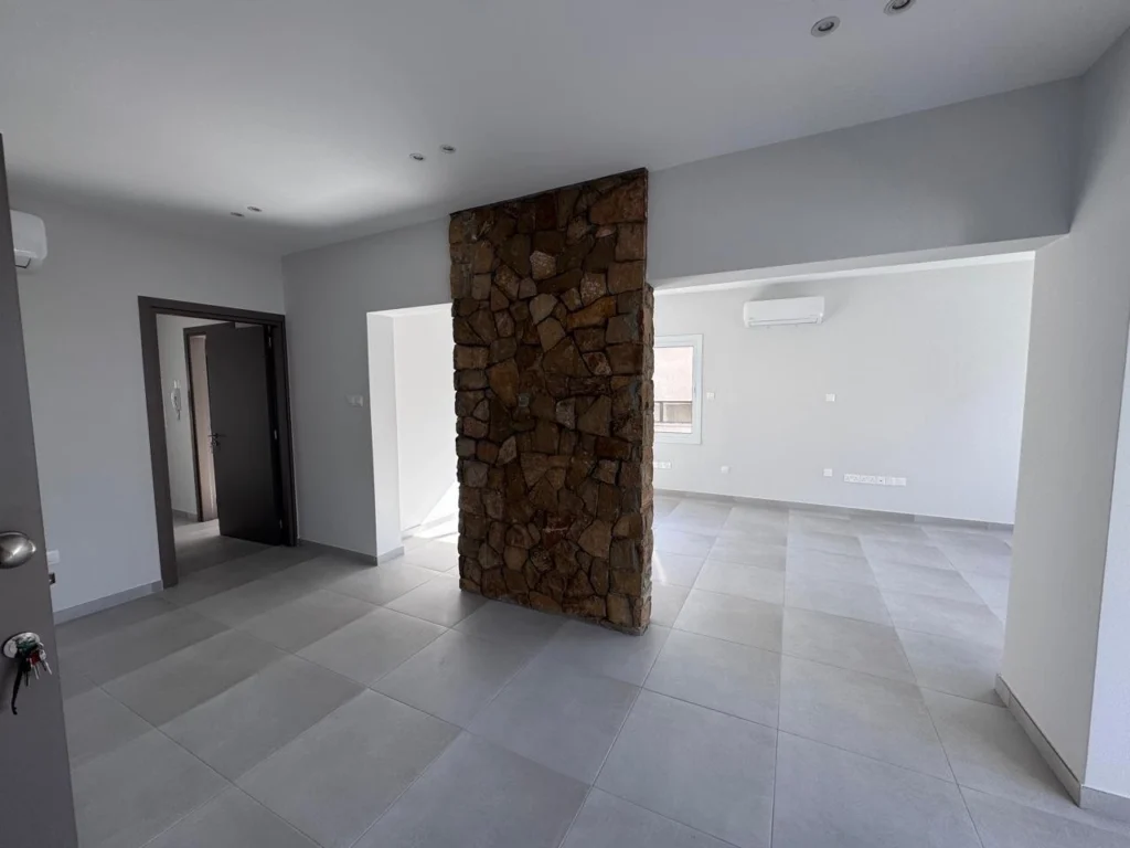 260m² Building for Rent in Limassol – Kapsalos