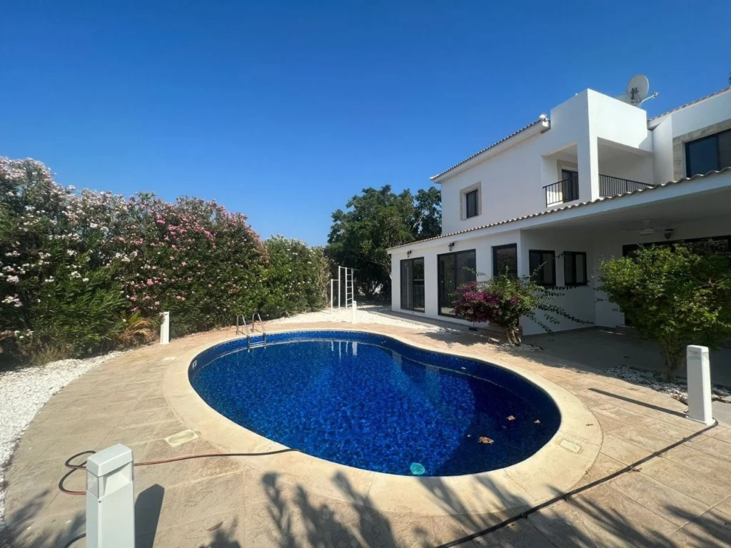 4 Bedroom House for Sale in Kouklia, Paphos District