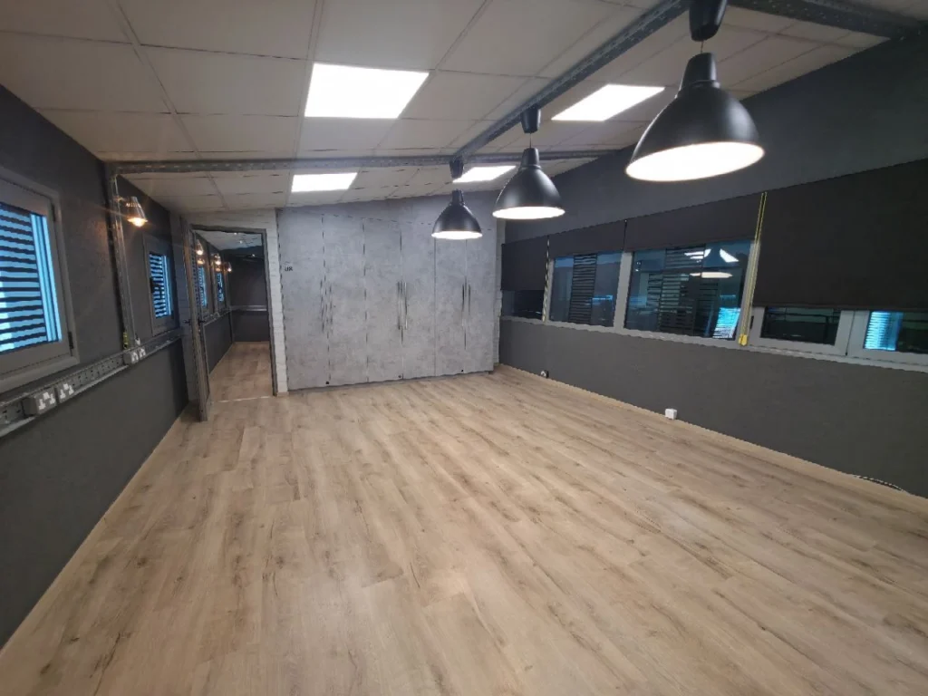 480m² Office for Sale