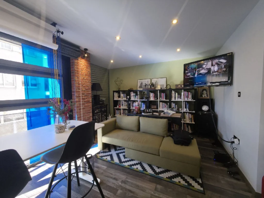 391m² Office for Sale