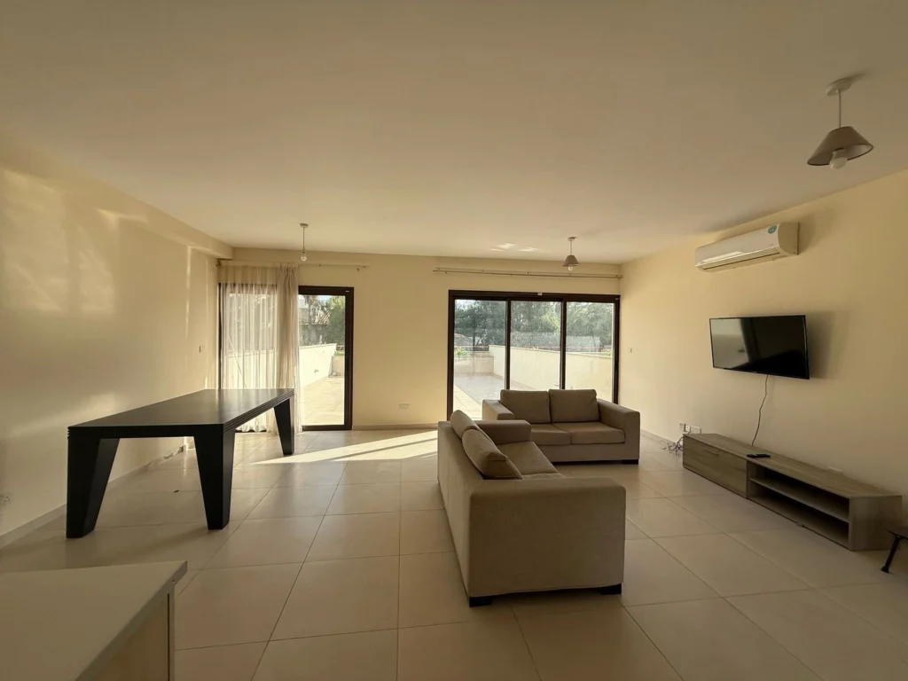 3 Bedroom House for Sale in Mouttagiaka Tourist Area, Limassol District