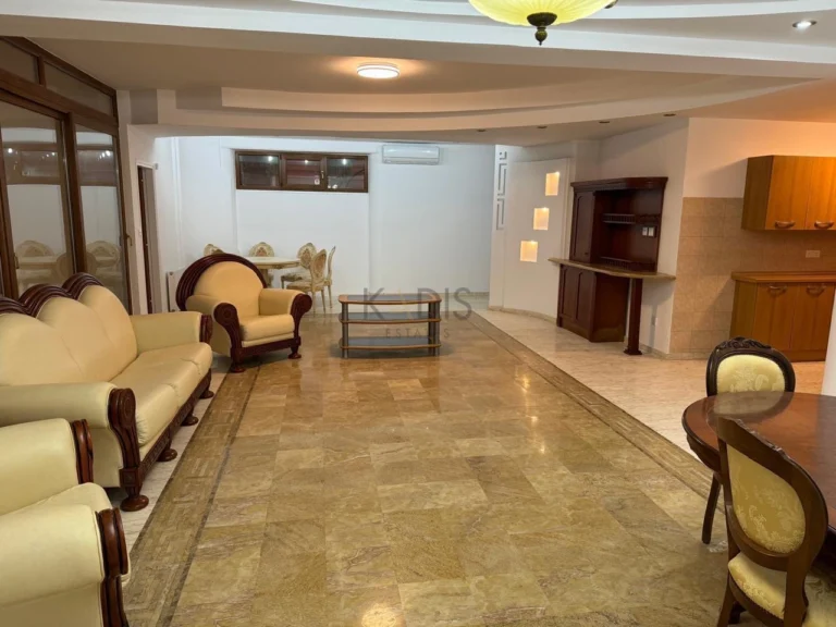 816m² House for Sale in Parekklisia, Limassol District