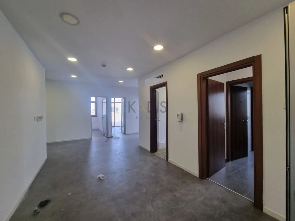 391m² Office for Sale in Limassol District