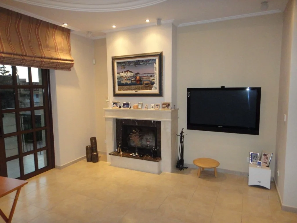 6+ Bedroom House for Rent in Mouttagiaka, Limassol District