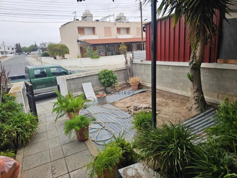 Cheap Houses and Villas for Sale Larnaca up to 200000 euro