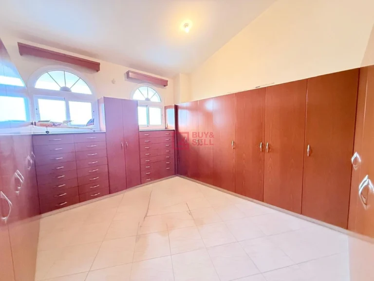 6+ Bedroom House for Sale in Asgata, Limassol District