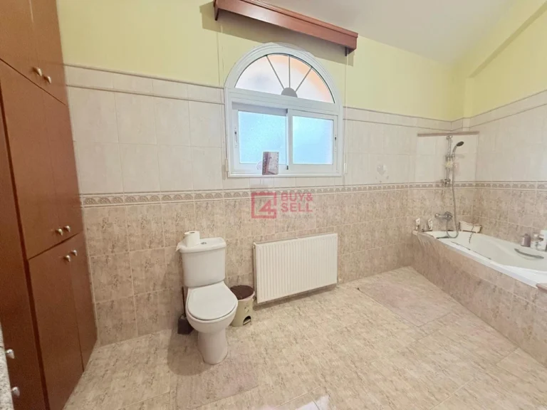 6+ Bedroom House for Sale in Asgata, Limassol District