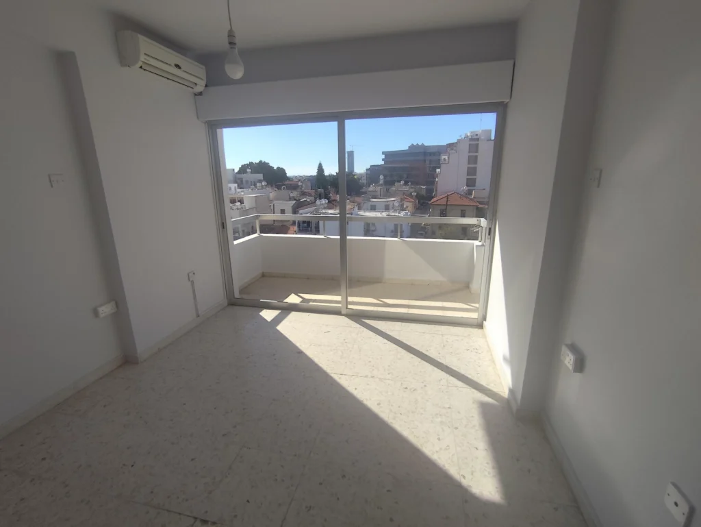 90m² Office for Rent in Limassol – Agia Zoni