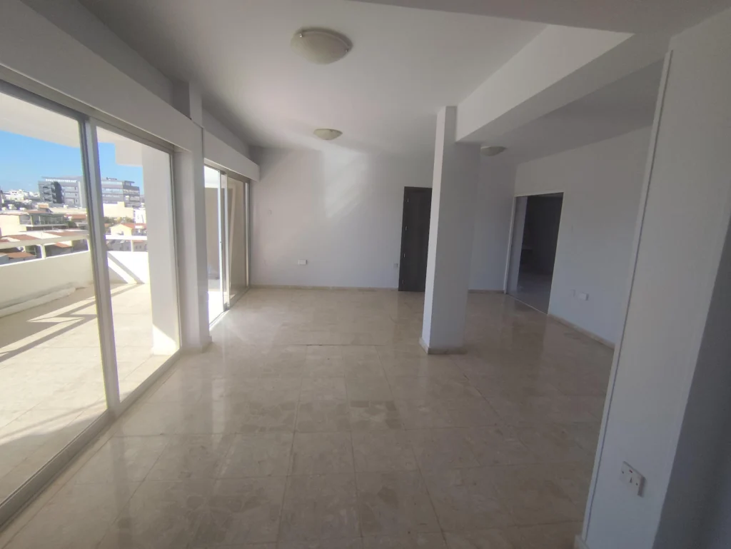 200m² Office for Rent in Limassol – Agia Zoni