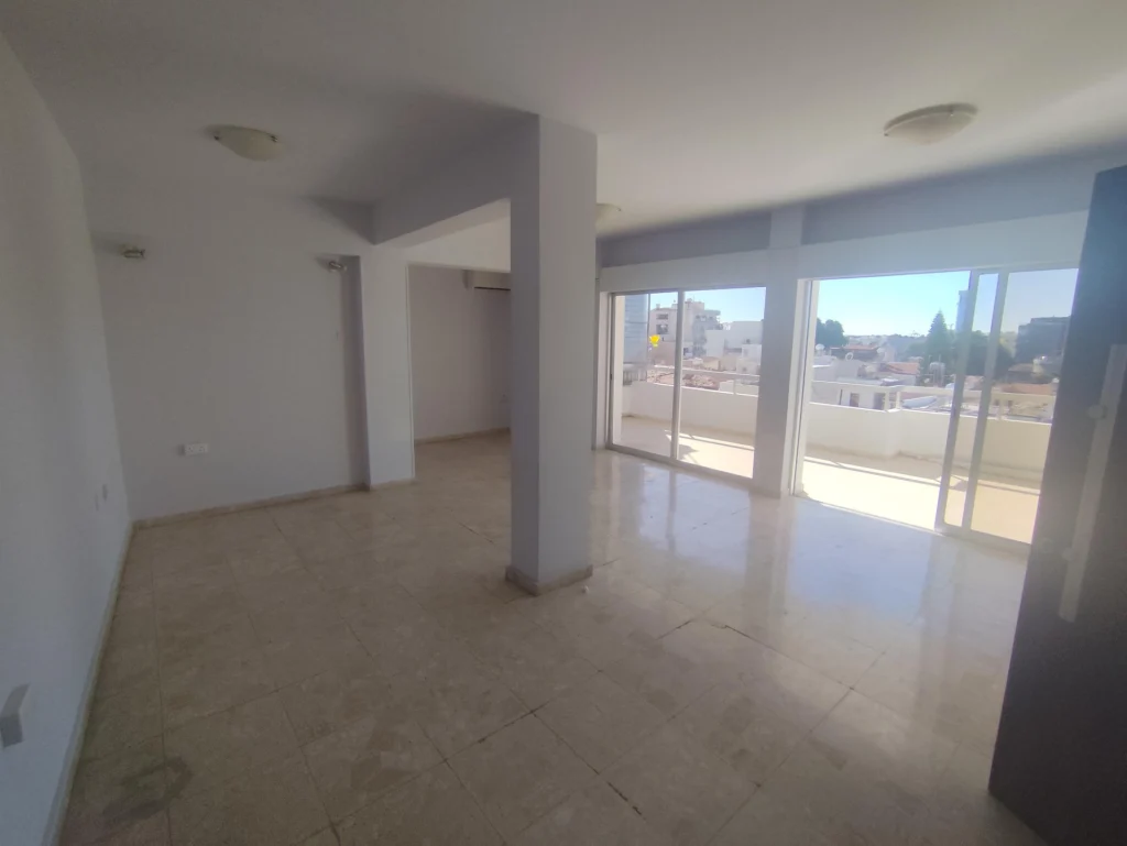 200m² Office for Rent in Limassol – Agia Zoni