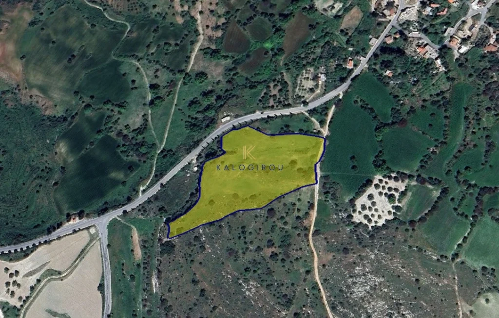 23,000m² Plot for Sale in Peristerona Pafou, Paphos District