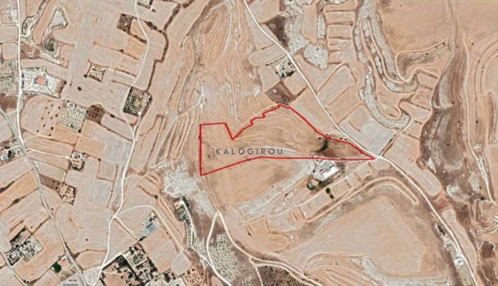 33,374m² Plot for Sale in Aradippou, Larnaca District