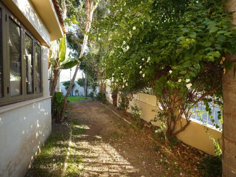 5 Bedroom House for Sale in Tseri, Nicosia District