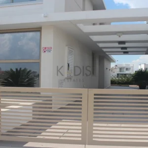 4 Bedroom House for Sale in Livadia Larnakas, Larnaca District