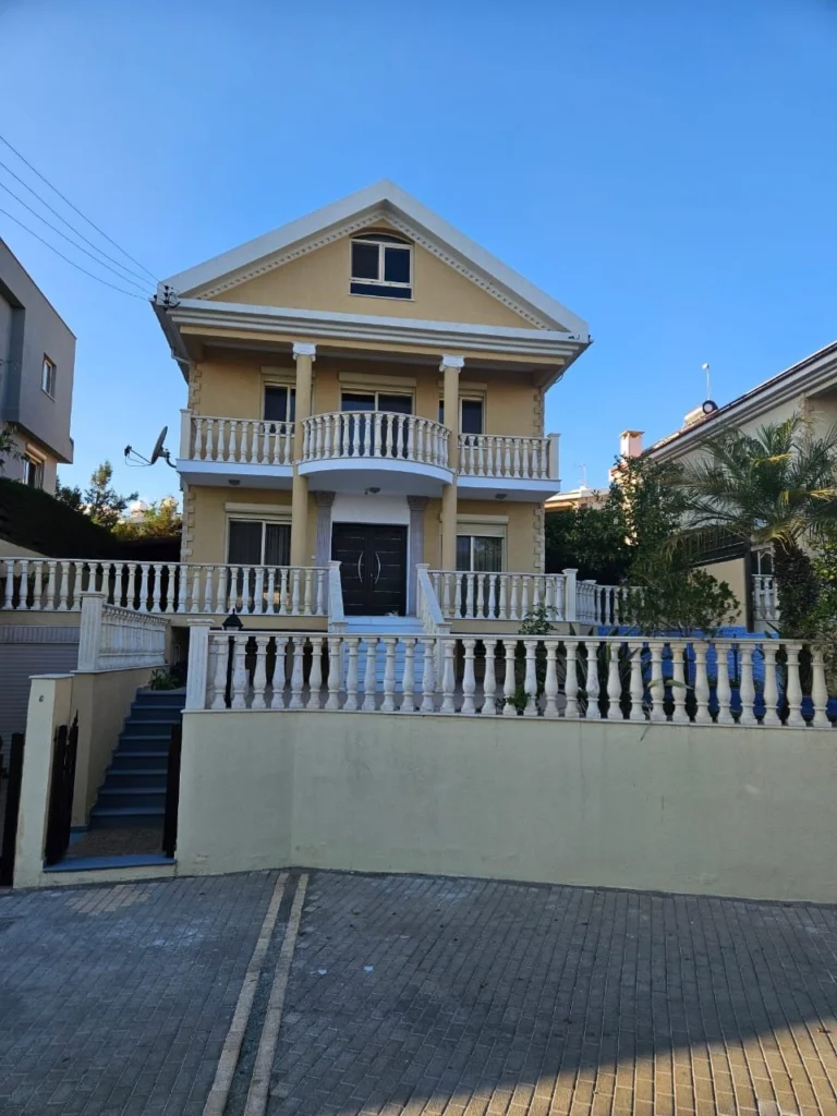 6+ Bedroom House for Rent in Germasogeia – Tourist Area, Limassol District